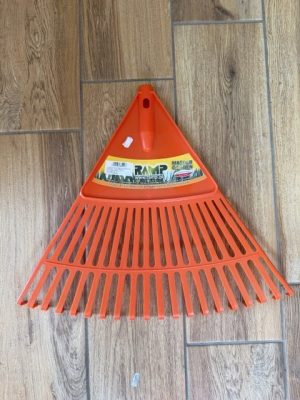 Ramp lombseprű fej műanyag 20 fogú 50 cm /narancs/
