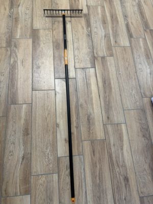 Fiskars Solid gereblye /1016036/